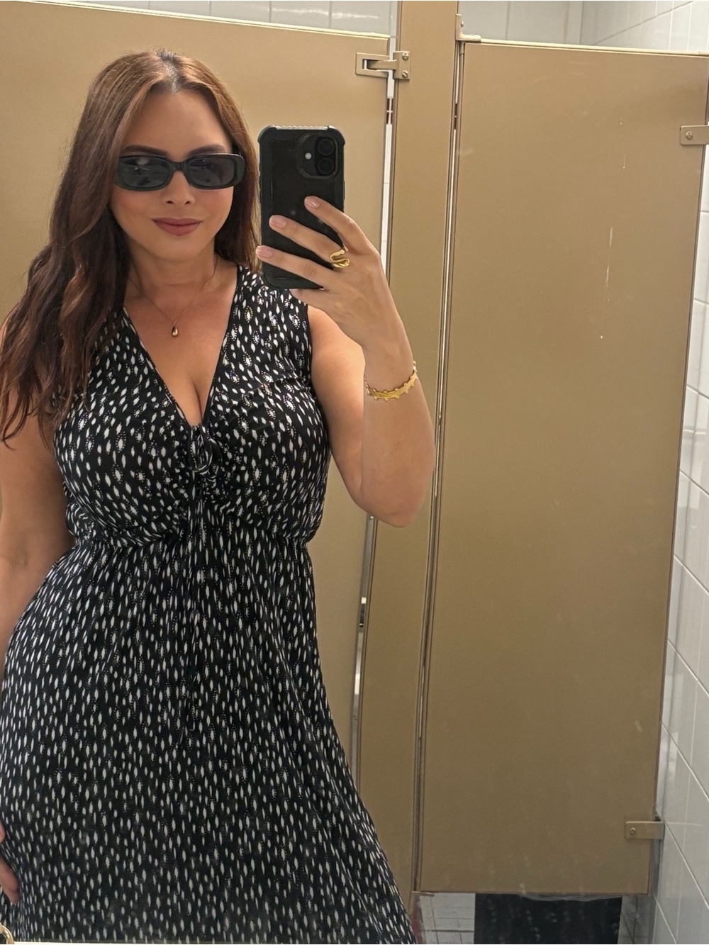 Classic Black & White Printed V-Neck Sleeveless Dress